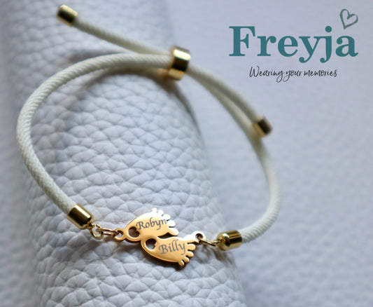 Little Feet Bracelet (cream/gold)